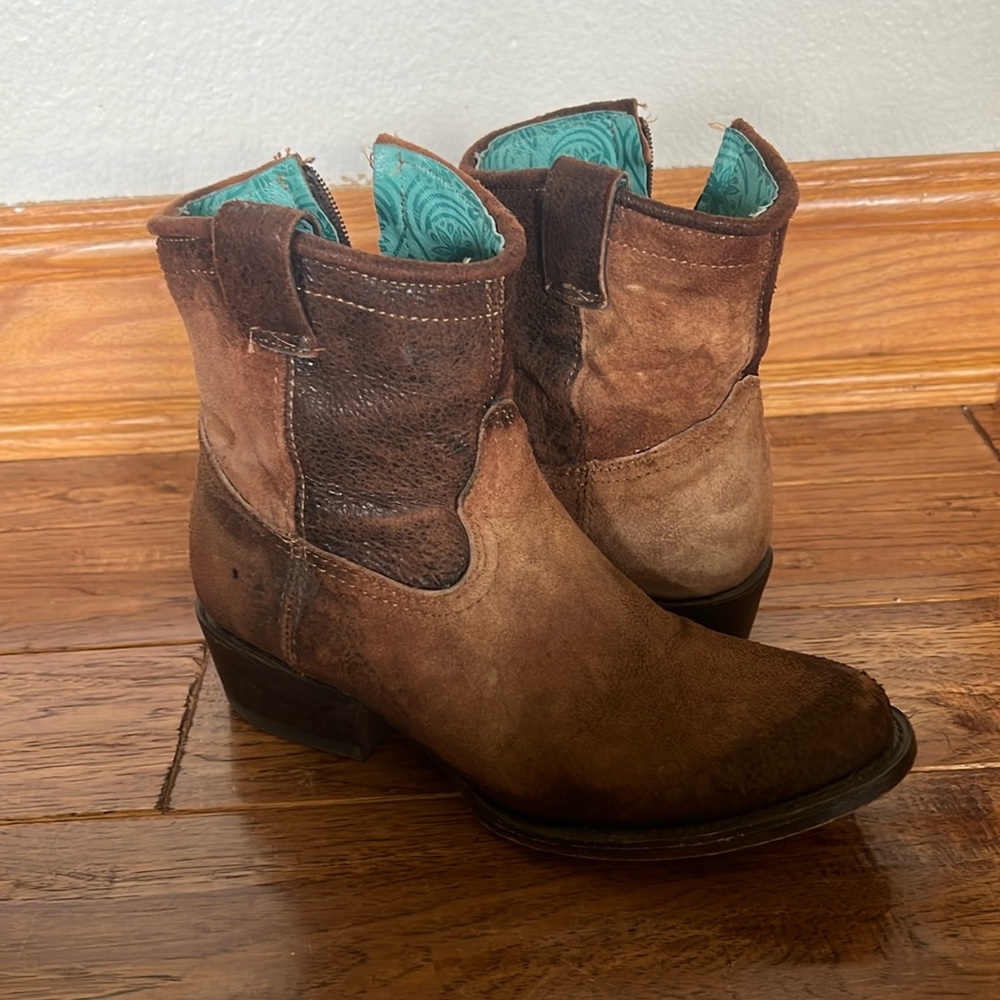 Corral Boots - Lamb Skin